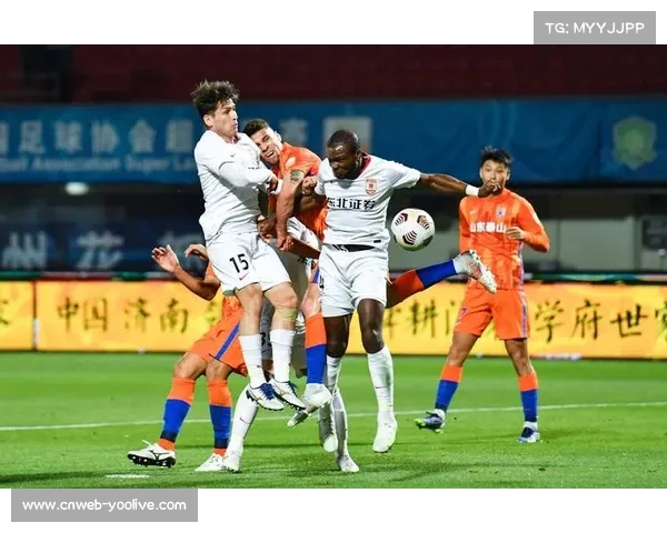 山东泰山四球大胜长春亚泰,对手门将失误频生成转折点